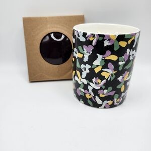 ACADIA Seraphine Candles (2) Available.  Long lasting burn.  Earthy fragrance.